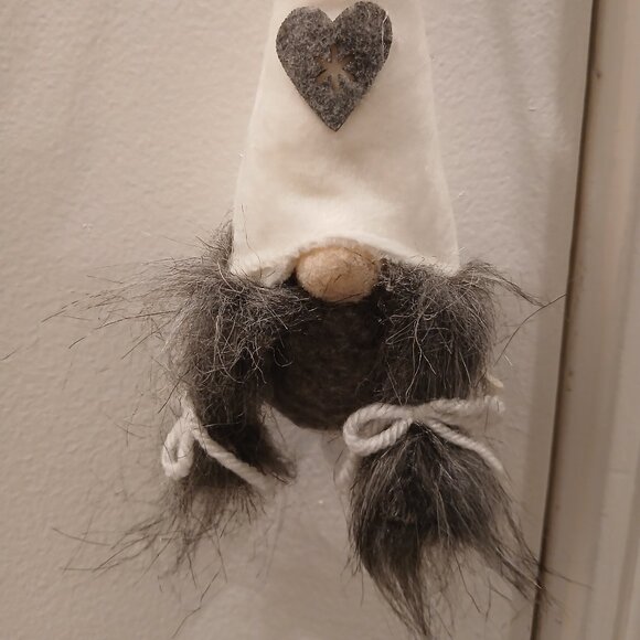 Christmas Decor Bundle - Gnomes, Snowman, Mitten & Star - Picture 7 of 11